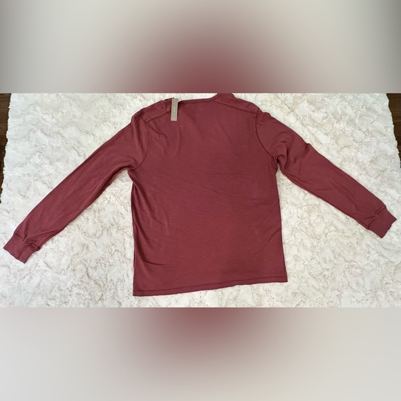 Men’s J Crew Factory Long Sleeve Crew Shirt - Picture 2 of 3